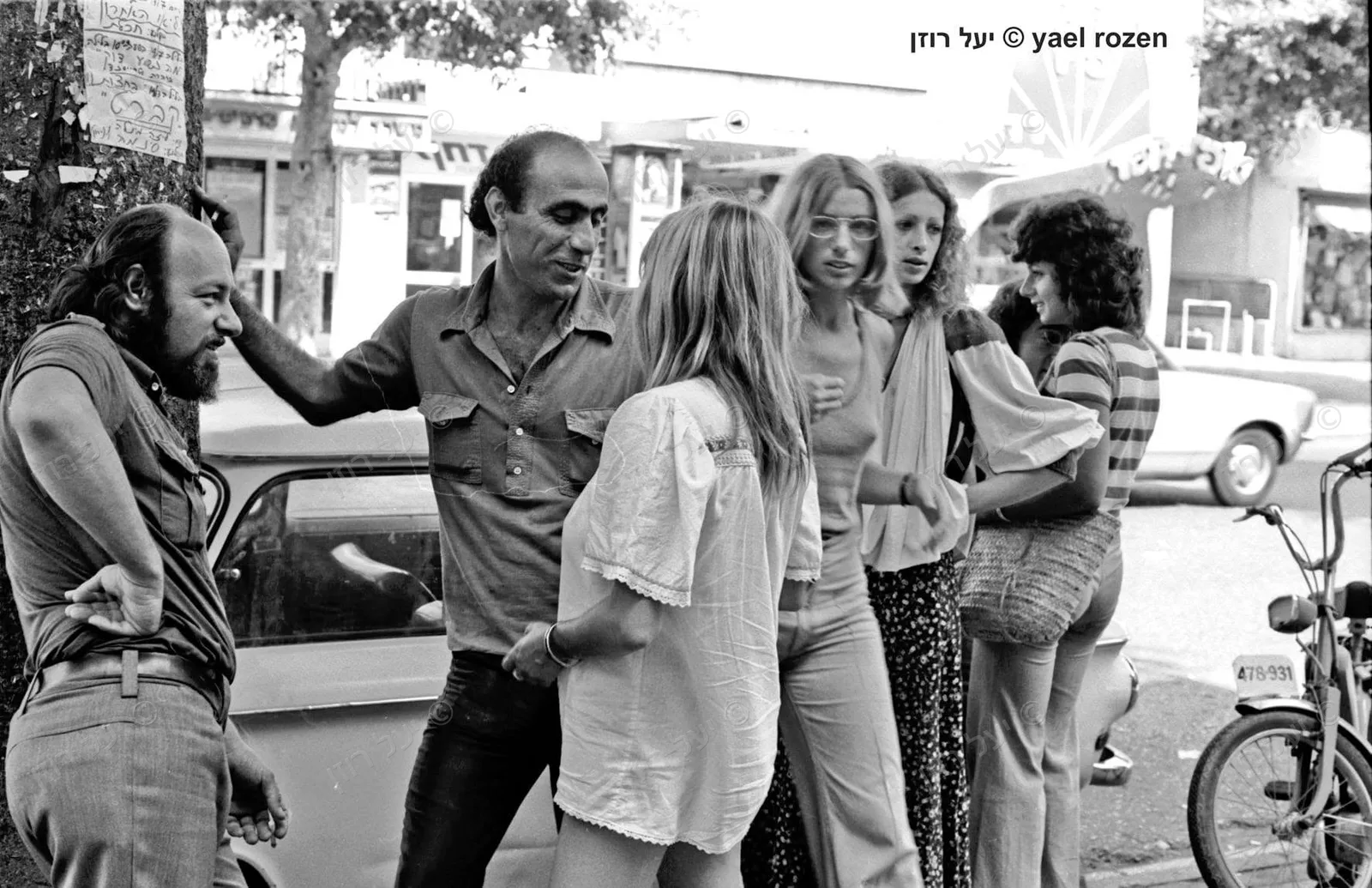 יוסי שילוח חנה לסלו בקצה ימין